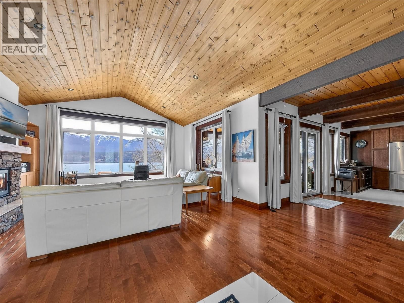 1193 BALTAC ROAD Image 13