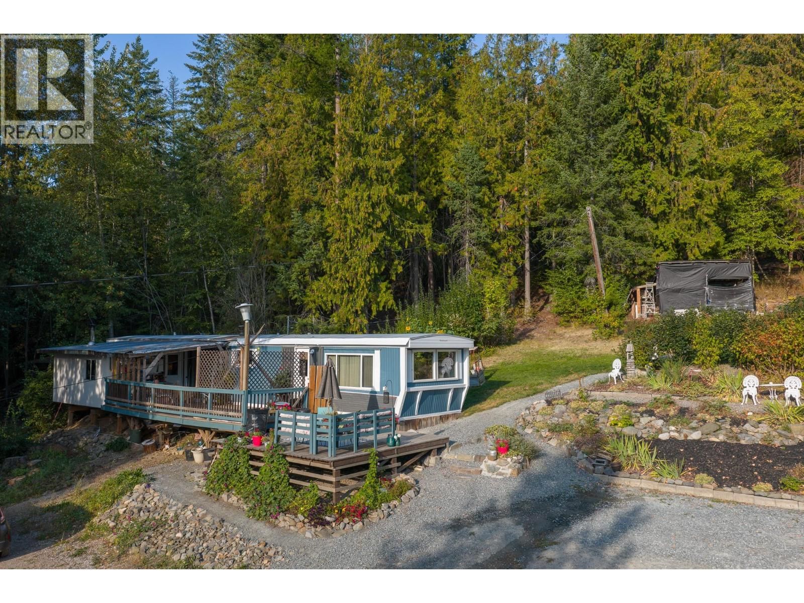 1137 36TH AVENUE NORTH Image 20