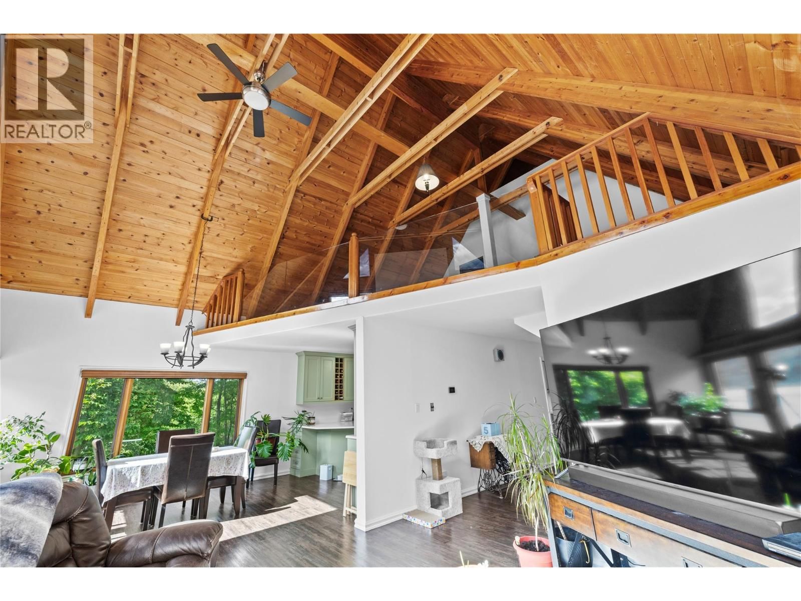 3104 VASEUX LAKE CRESCENT Image 53