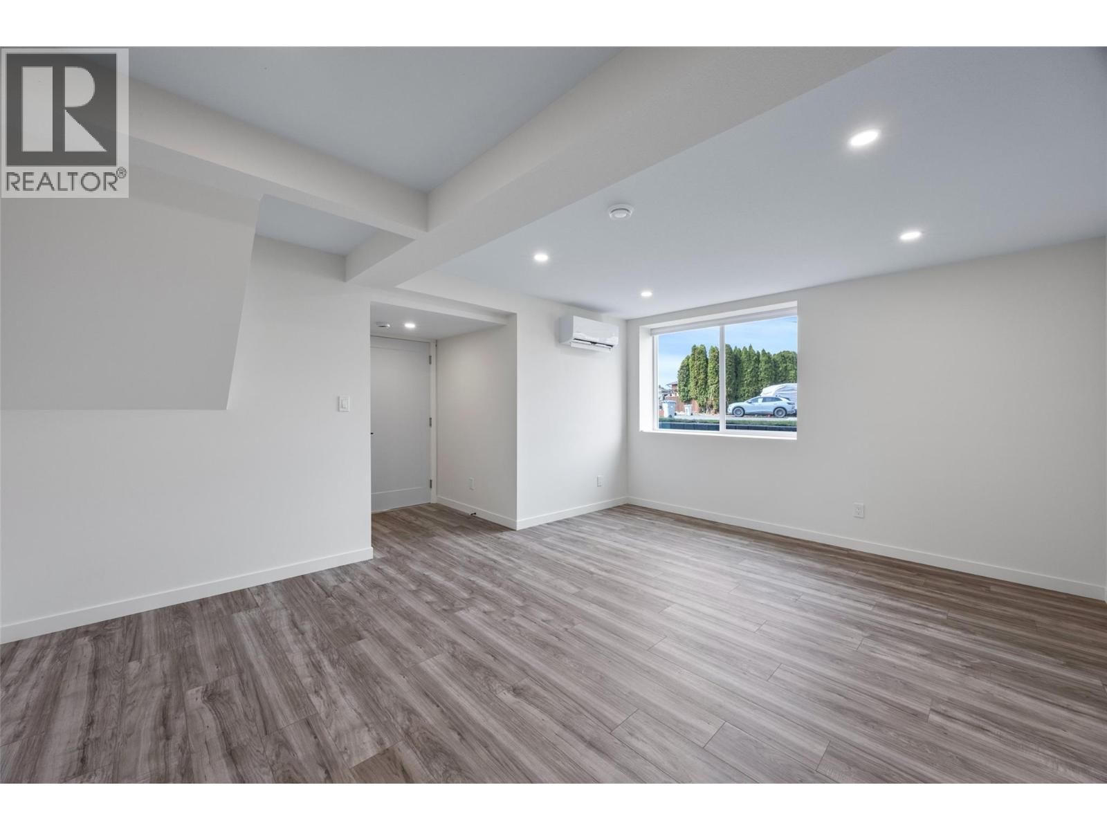 1650 CENTENNIAL DRIVE Image 24