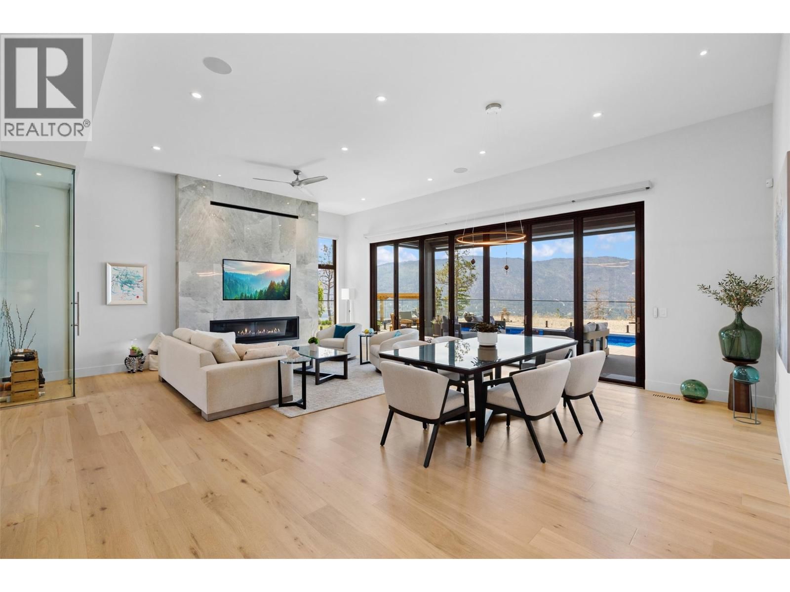 9988 BEACON HILL DRIVE Image 16