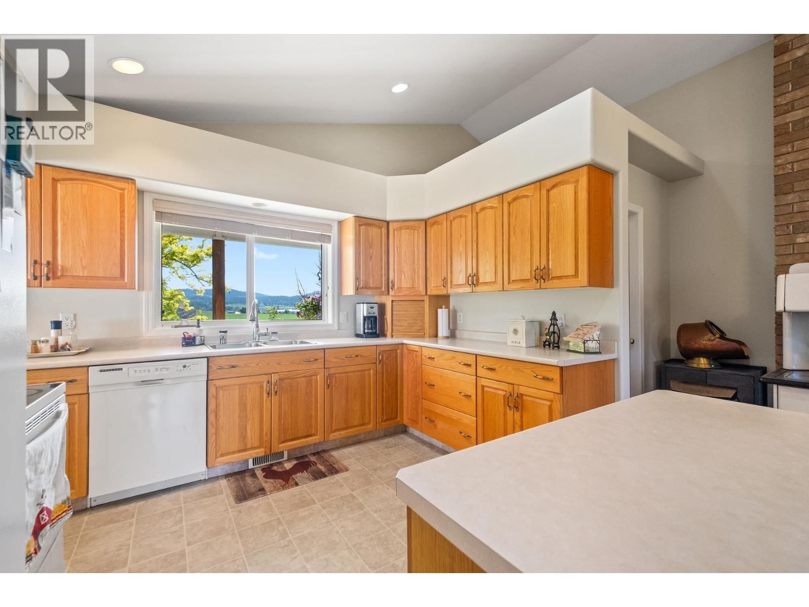 850 FORTUNE ROAD Image 23