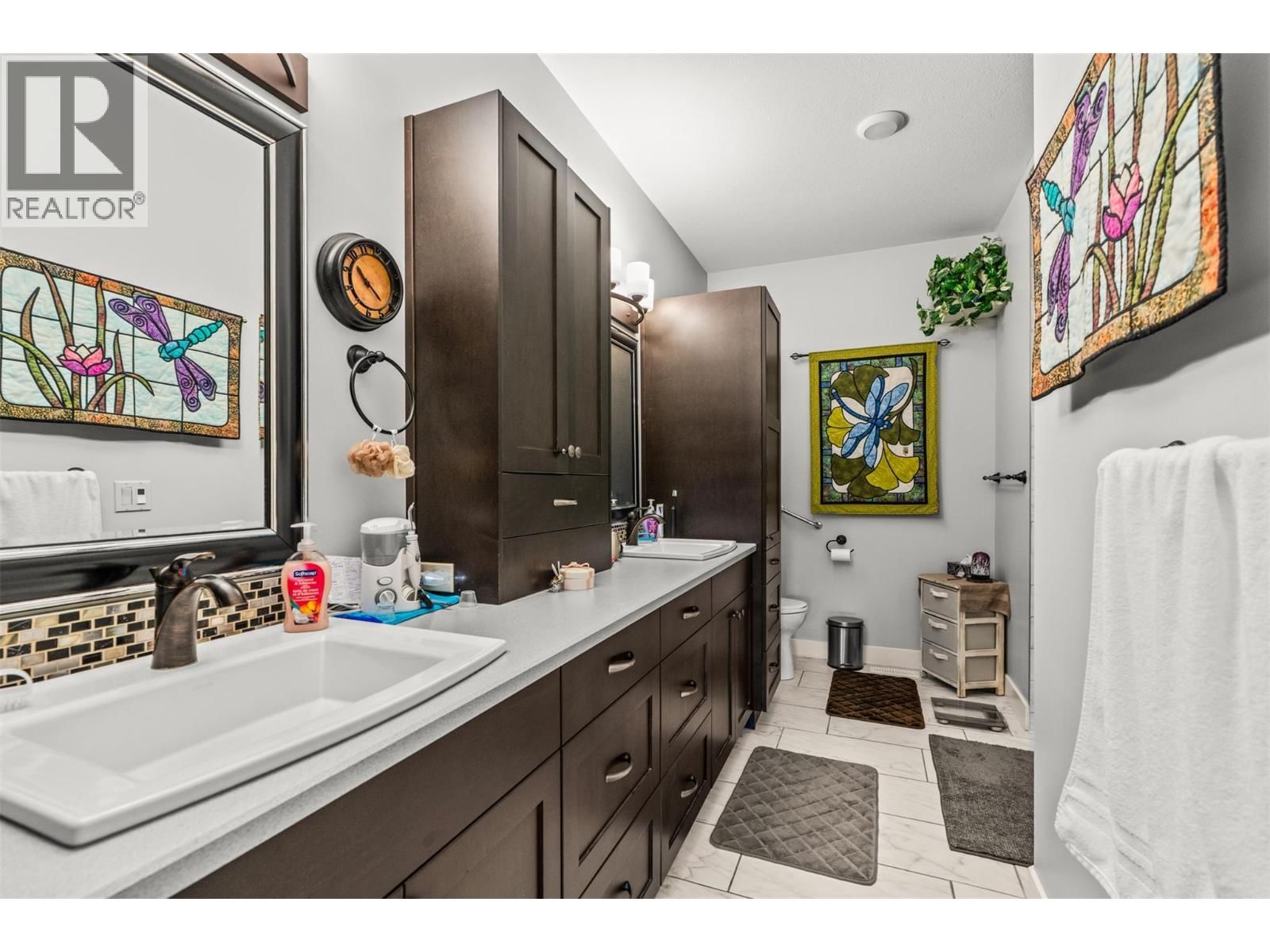 32 - 2444 YORK AVENUE Image 23