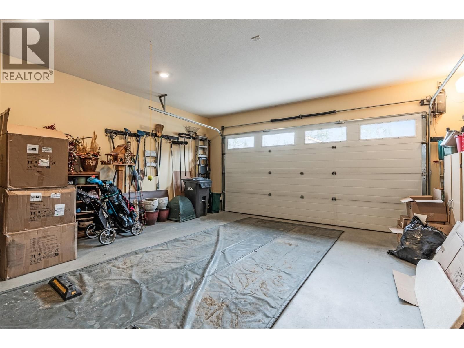 32 - 2444 YORK AVENUE Image 33