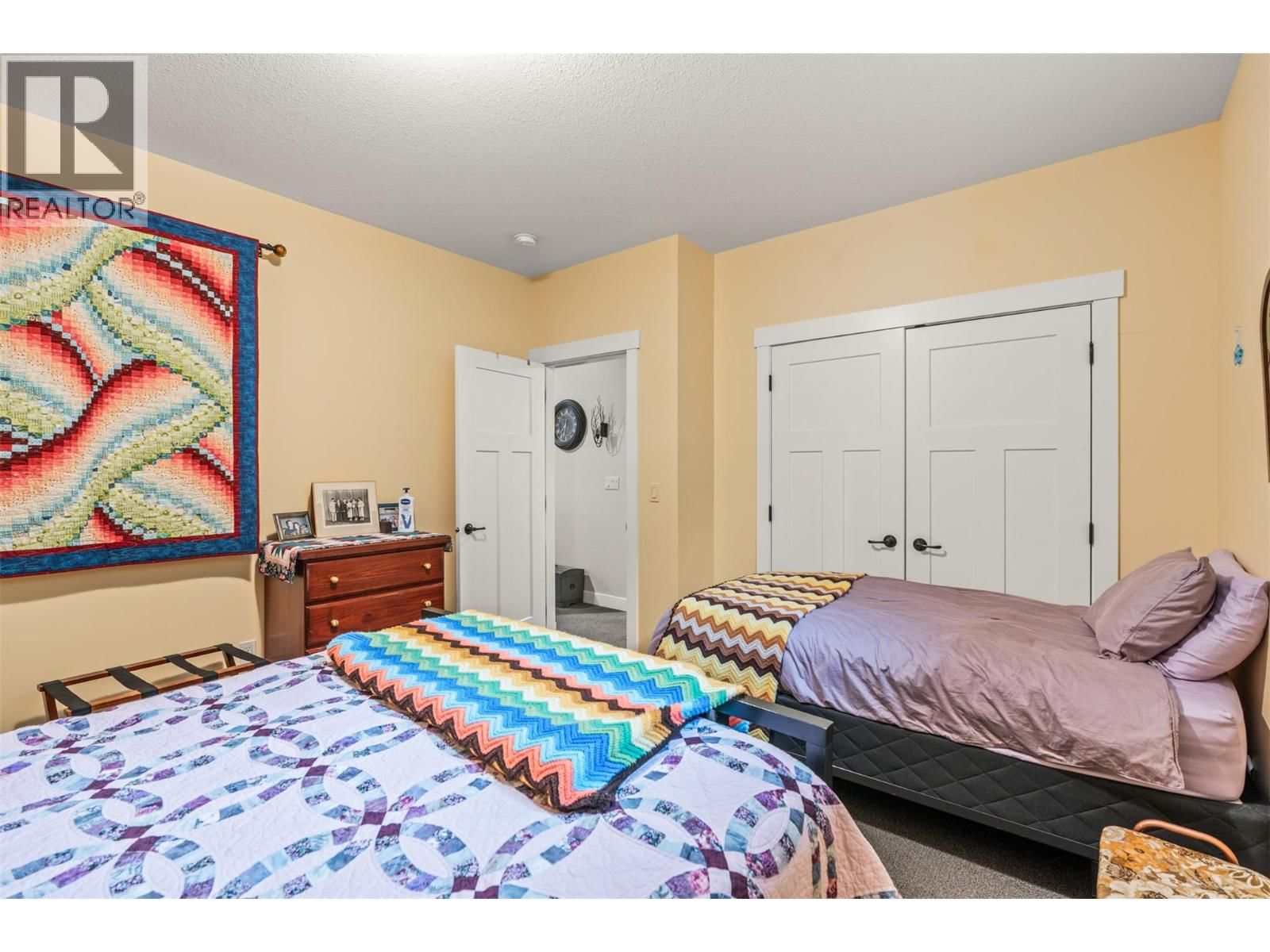 32 - 2444 YORK AVENUE Image 38