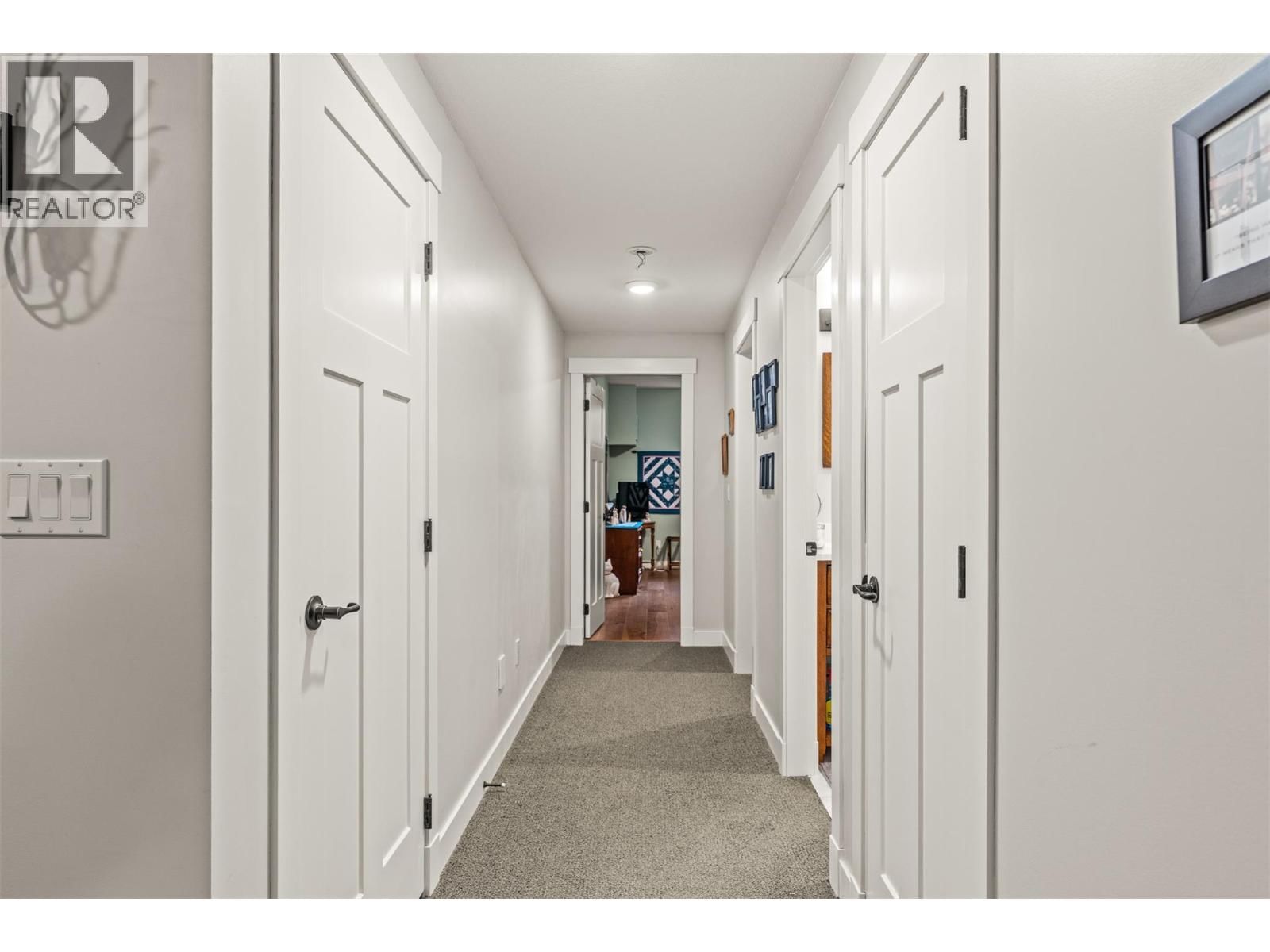 32 - 2444 YORK AVENUE Image 39