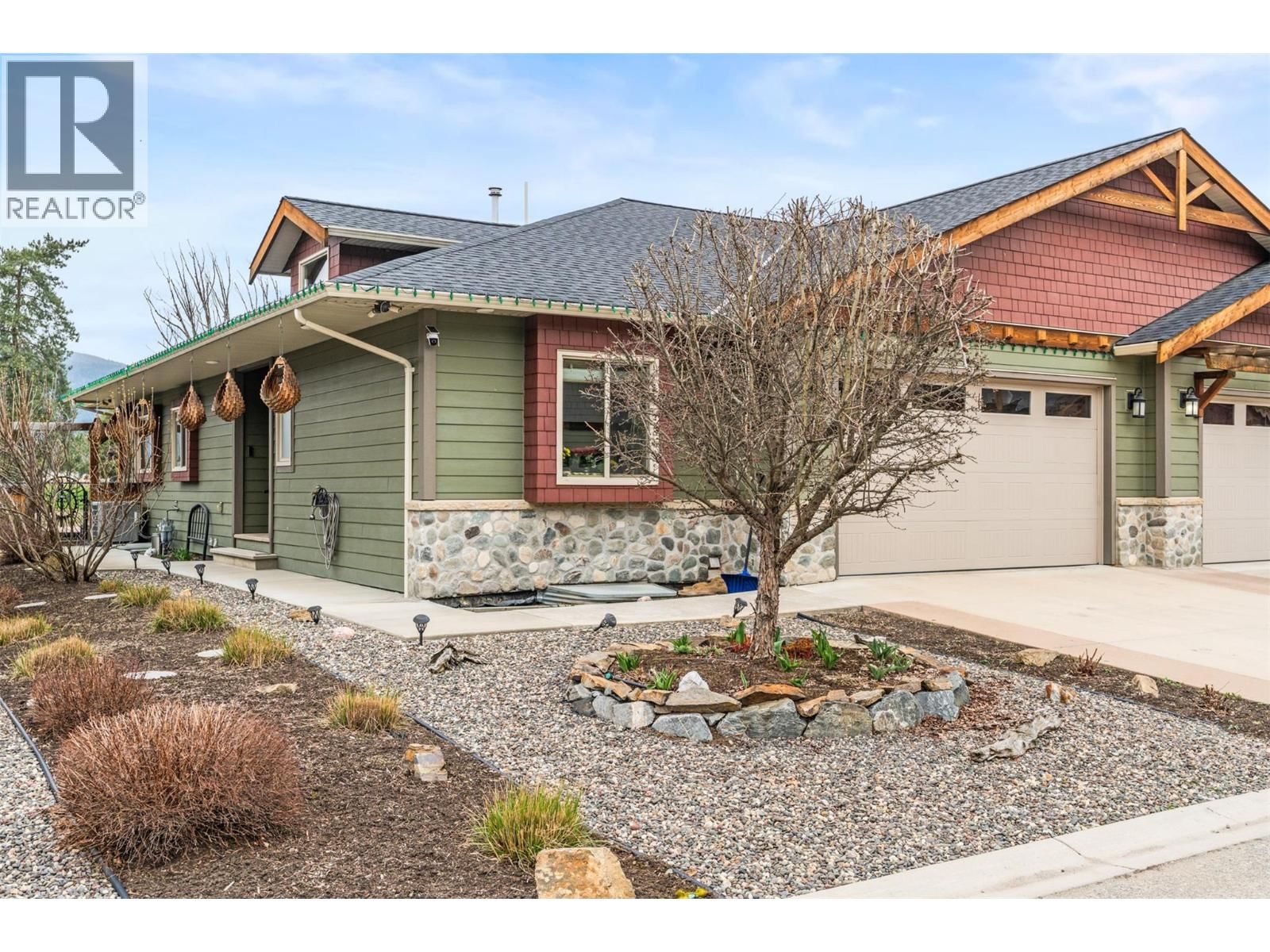 32 - 2444 YORK AVENUE Image 5