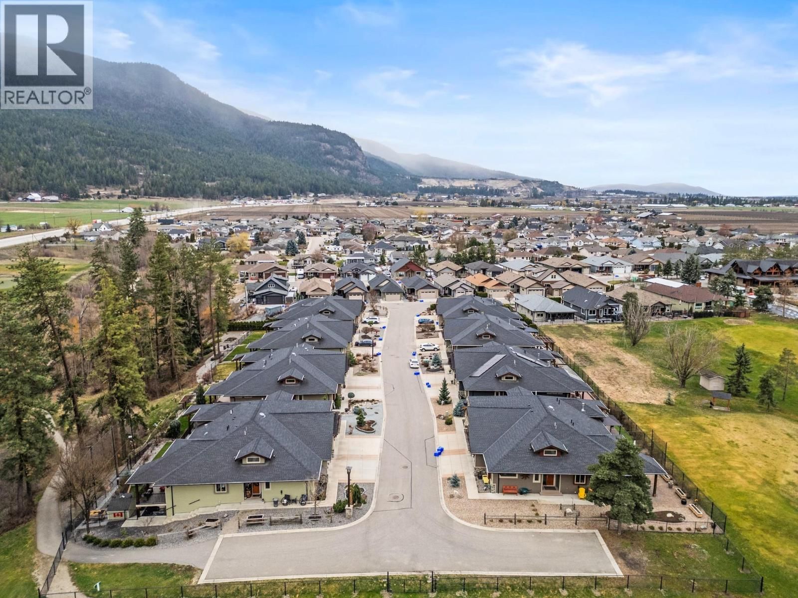 32 - 2444 YORK AVENUE Image 59