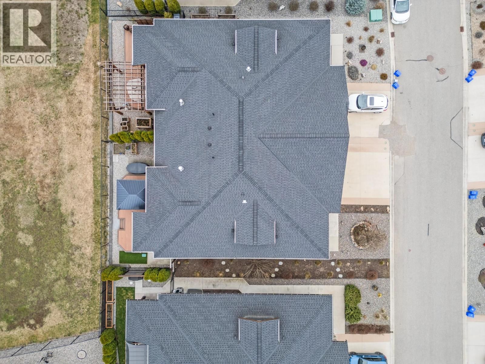 32 - 2444 YORK AVENUE Image 60