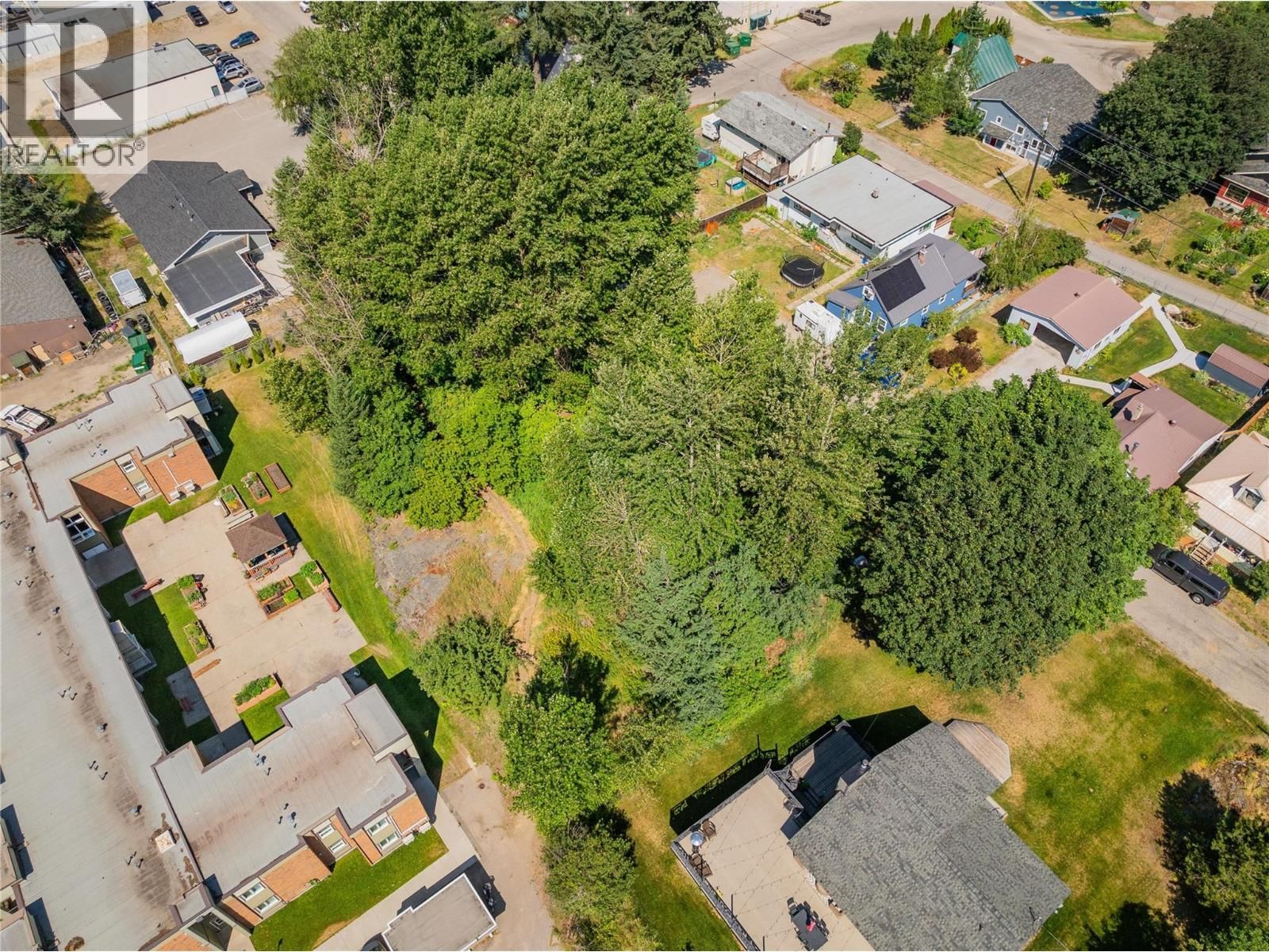 Lot 13-20 THIRD Avenue, Rossland, British Columbia V0G 1Y0