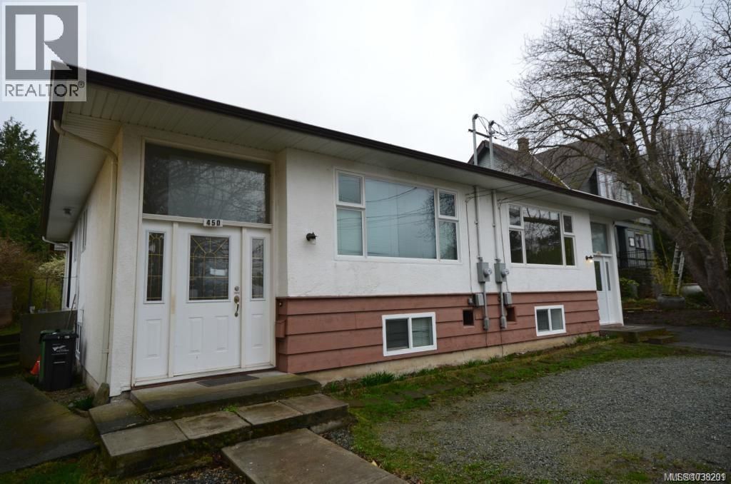 450-452 Craigflower Road, Victoria, British Columbia V9A 2V8