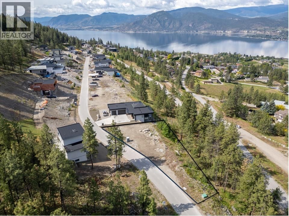 2975 Outlook Way, Naramata, British Columbia V0H 1N1