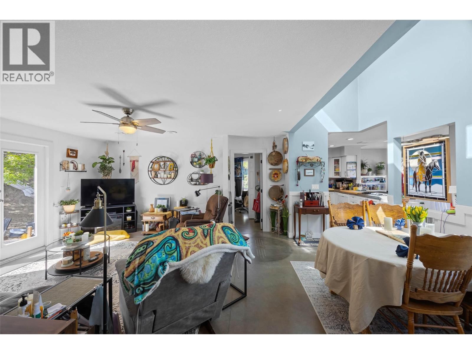 707 CHAPARRAL PLACE Image 3