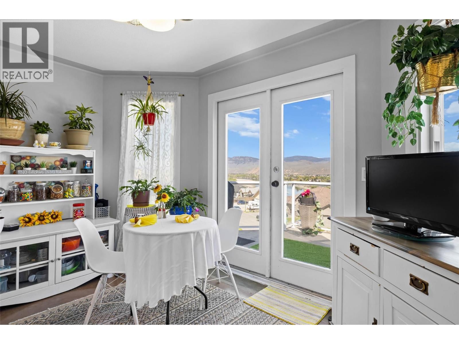 707 CHAPARRAL PLACE Image 9