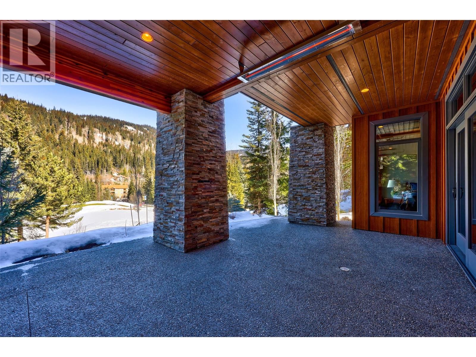 2436 FAIRWAYS DRIVE Image 40