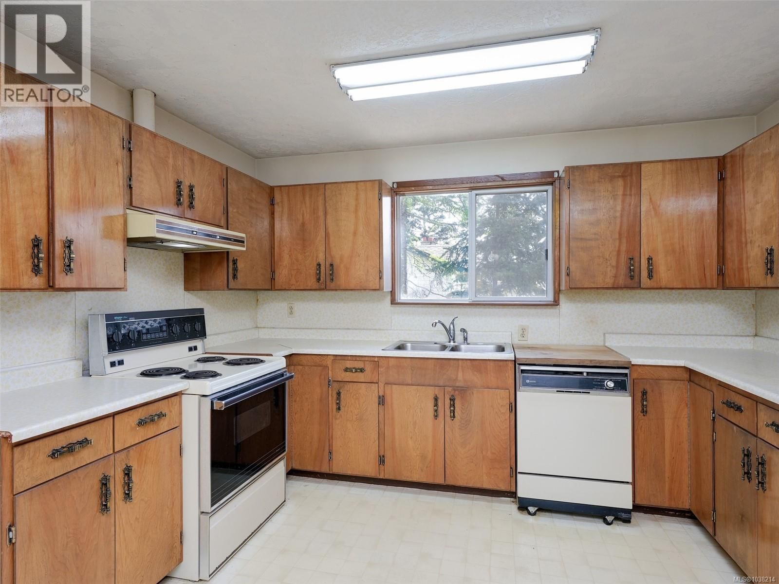 361 Cotlow Road property photo