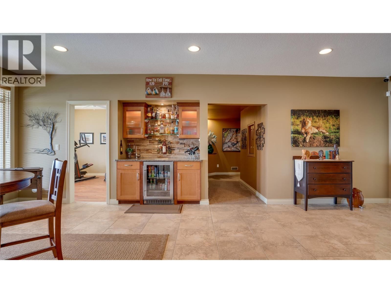 1008 FOOTHILLS COURT Image 45