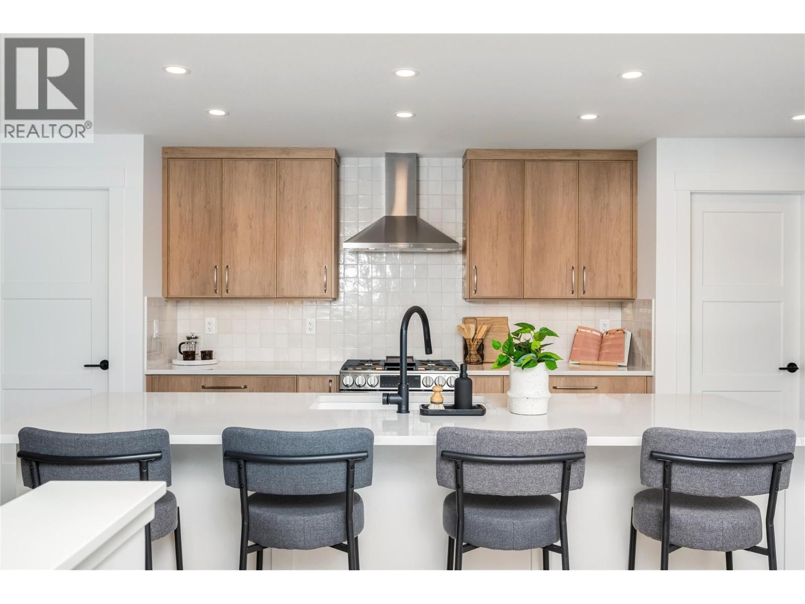 473 MORNINGVIEW DRIVE Image 9