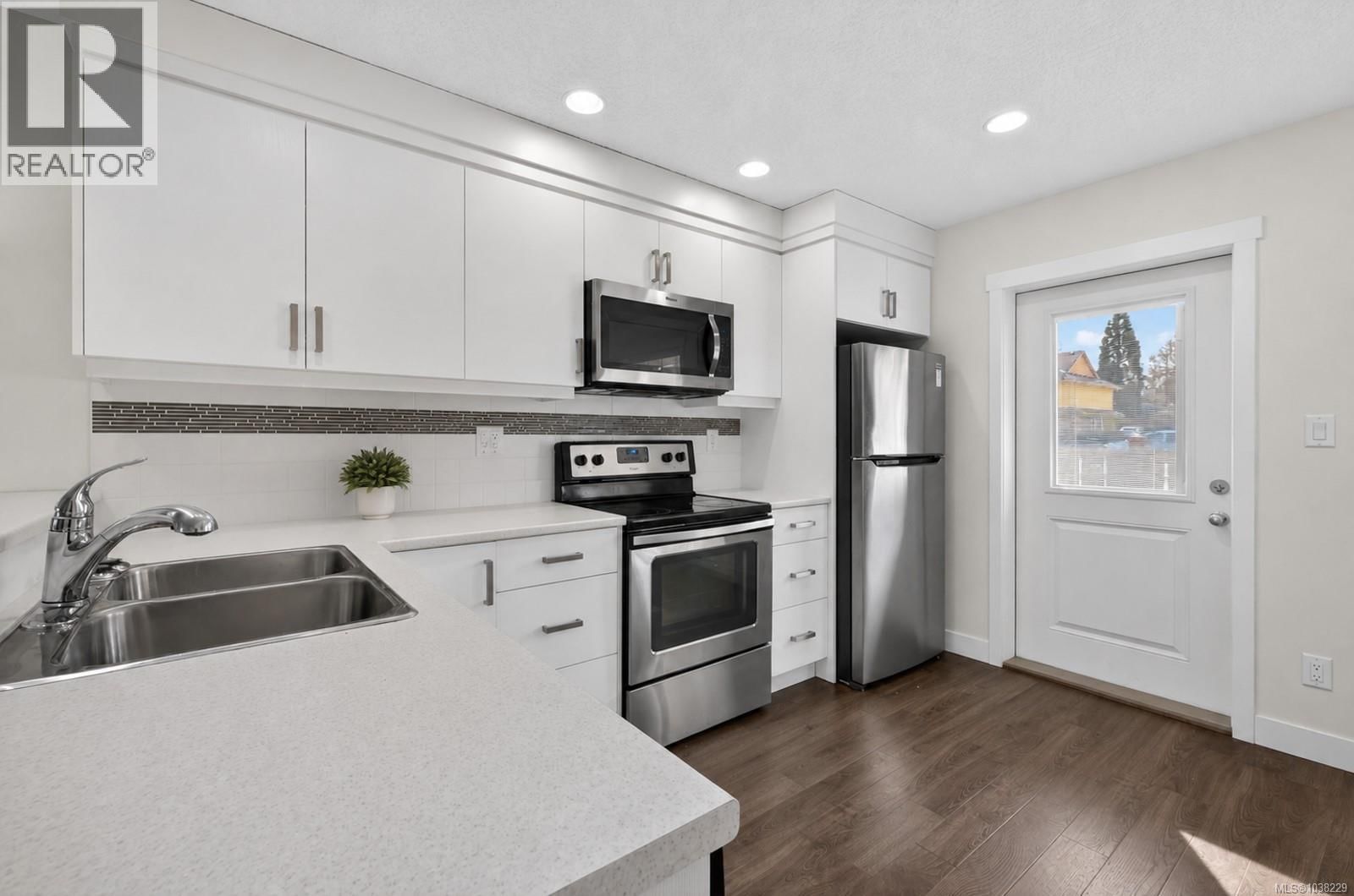 45 3050 Sherman Road property photo