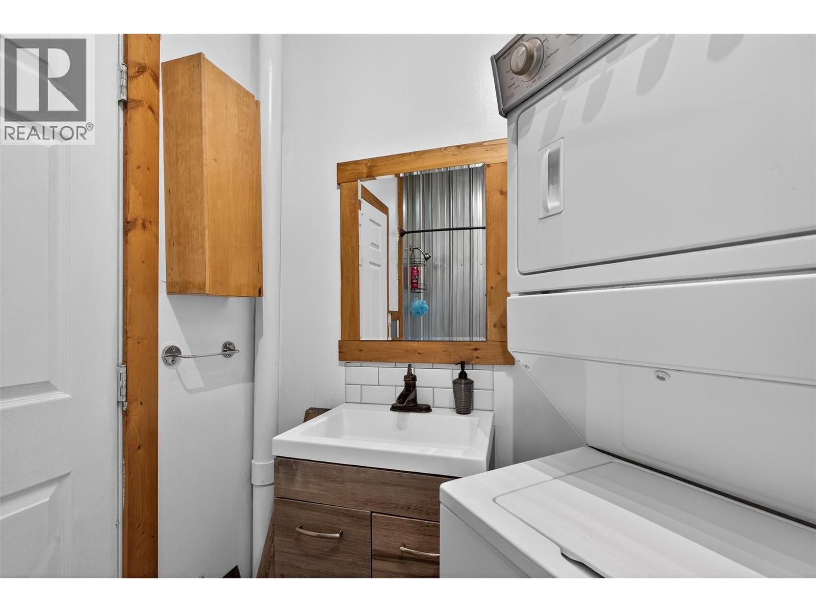 754 WOOD ROAD Image 8