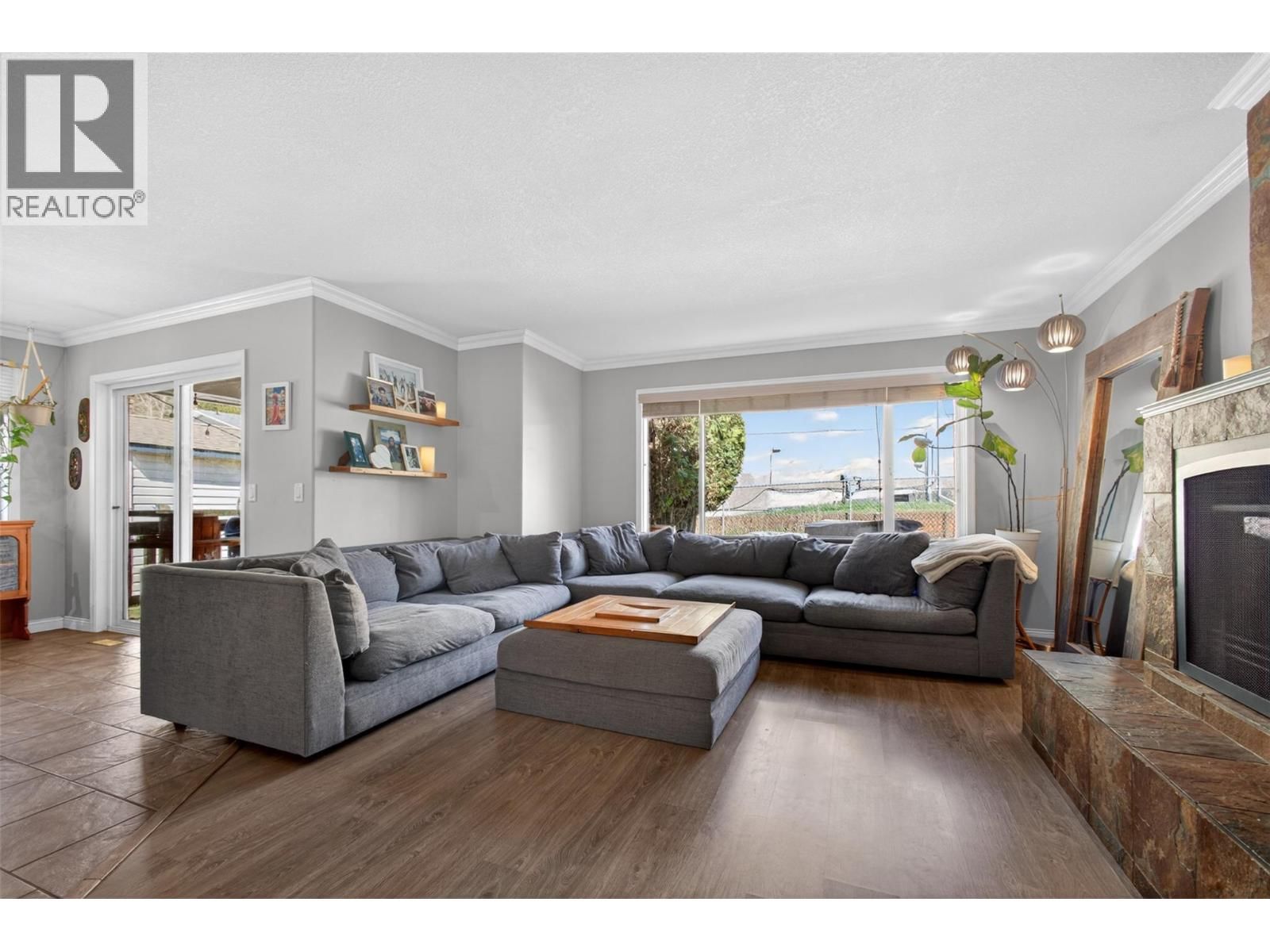 2367 CEDAR RIDGE STREET Image 21