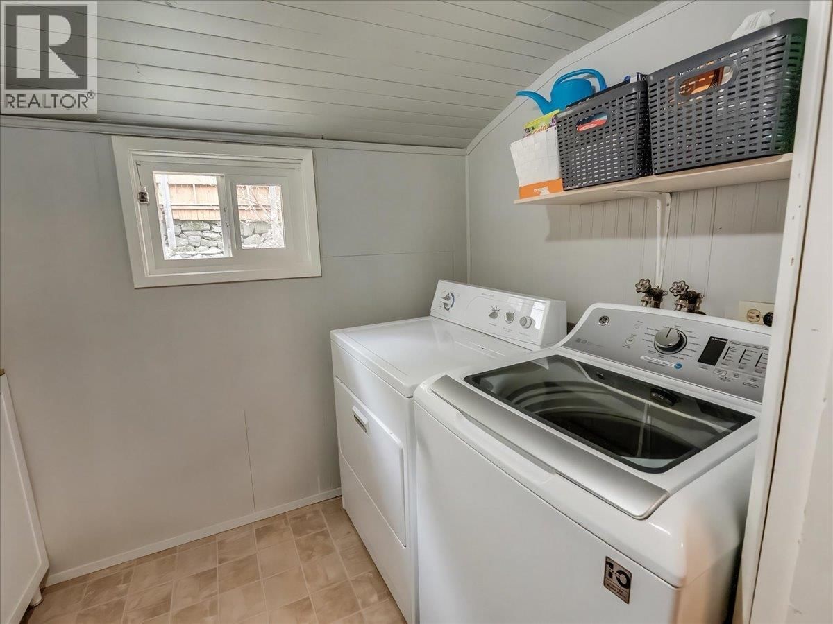 2006 DANIEL STREET Image 24