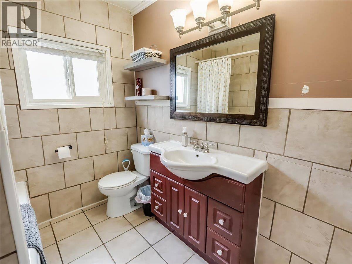 2006 DANIEL STREET Image 26