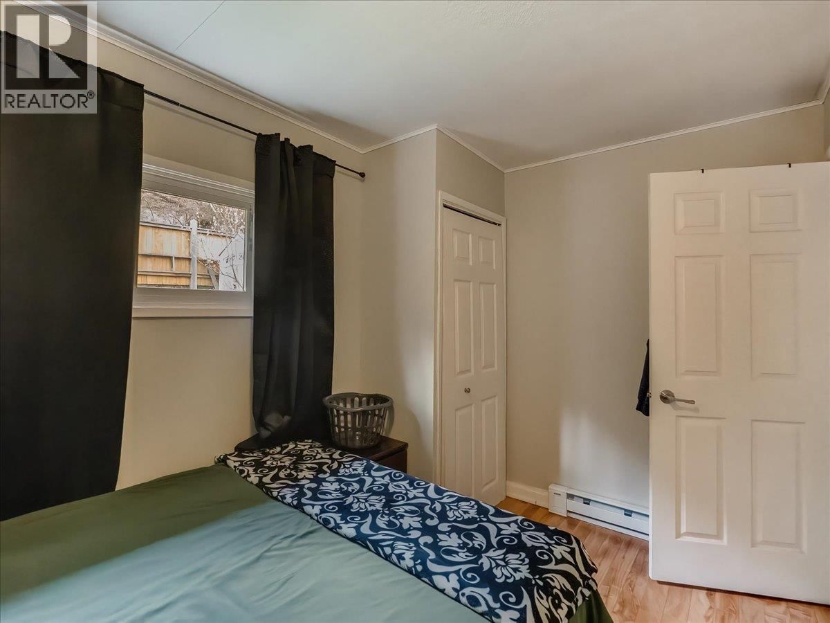 2006 DANIEL STREET Image 29