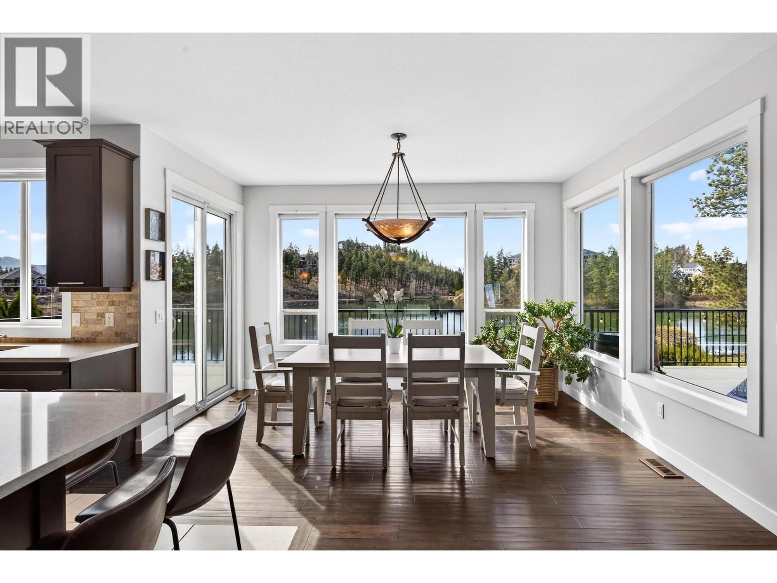 1894 HIDDEN LAKE PLACE Image 13