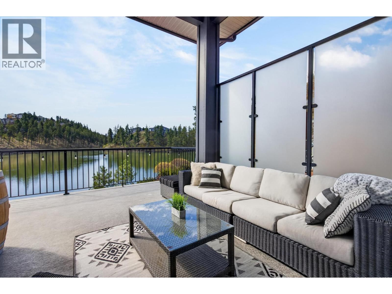 1894 HIDDEN LAKE PLACE Image 19