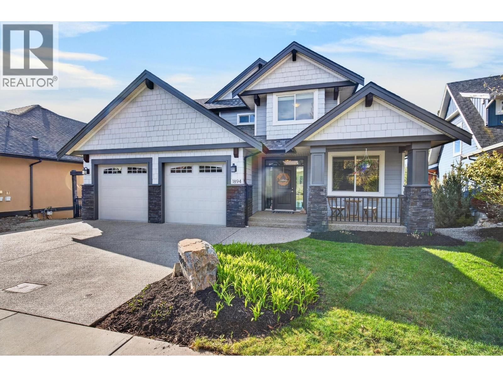 1894 HIDDEN LAKE PLACE Image 2