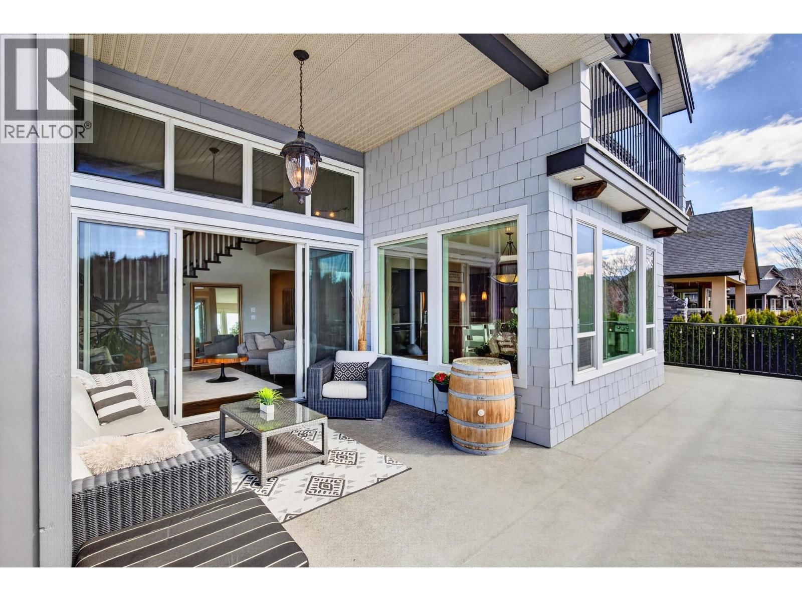 1894 HIDDEN LAKE PLACE Image 21