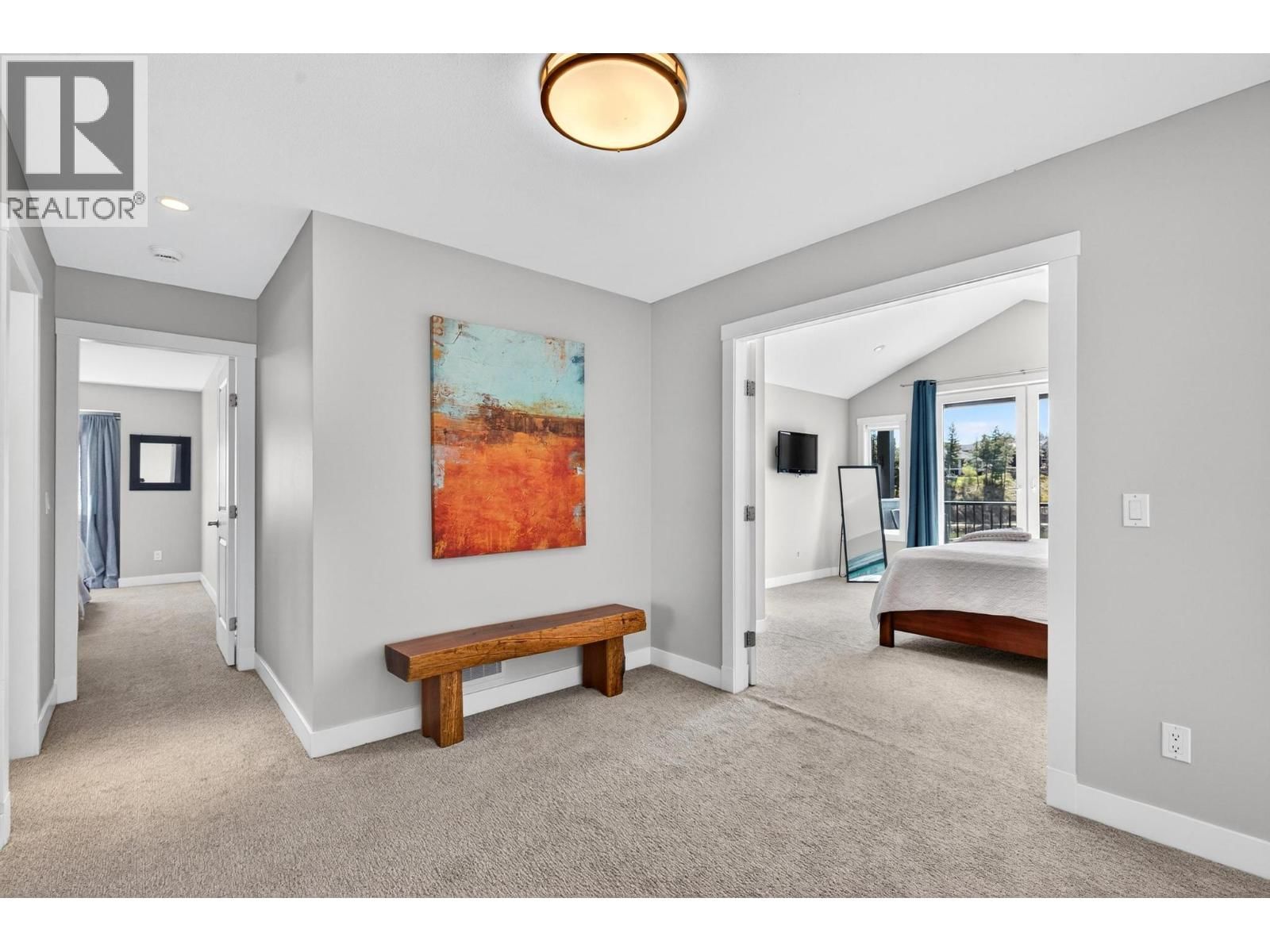 1894 HIDDEN LAKE PLACE Image 28