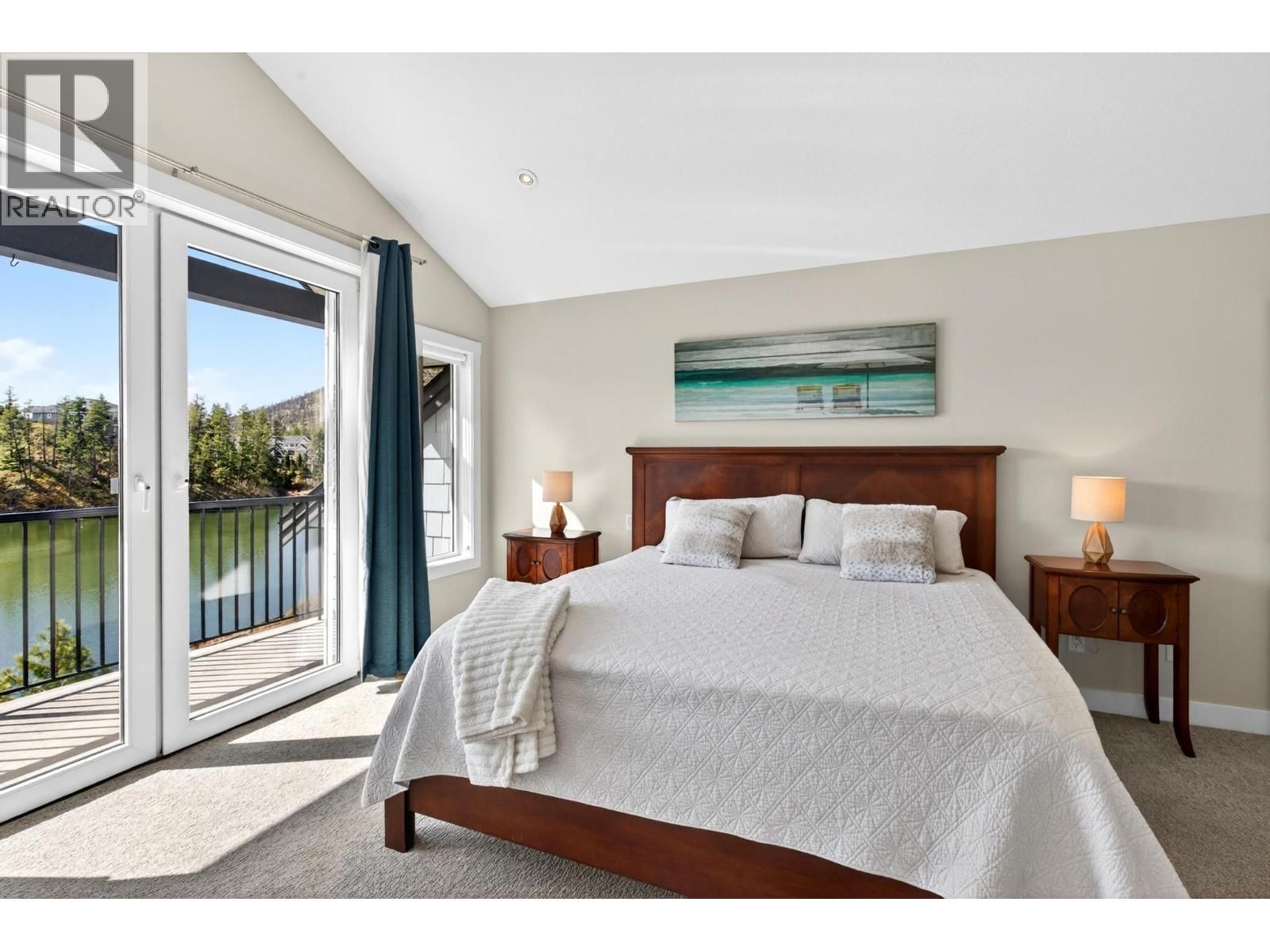 1894 HIDDEN LAKE PLACE Image 30