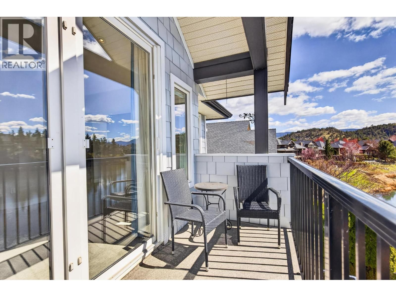 1894 HIDDEN LAKE PLACE Image 32