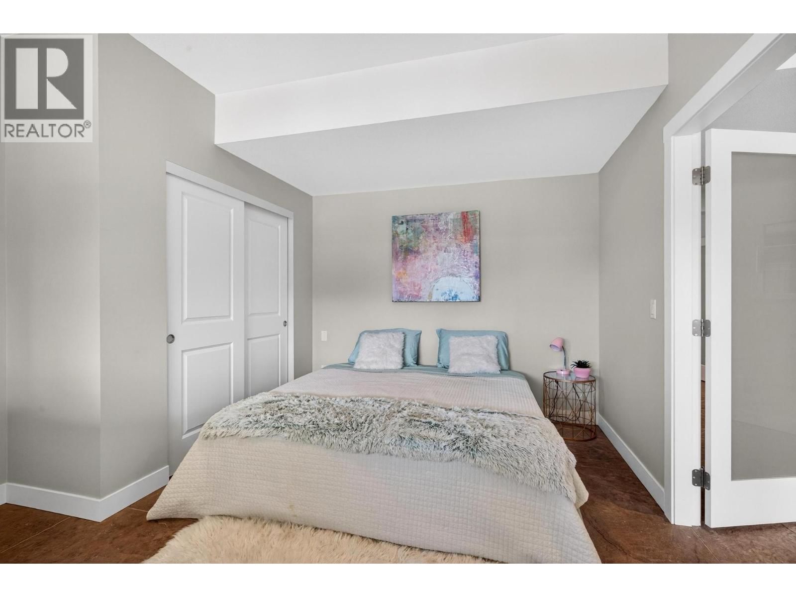 1894 HIDDEN LAKE PLACE Image 45