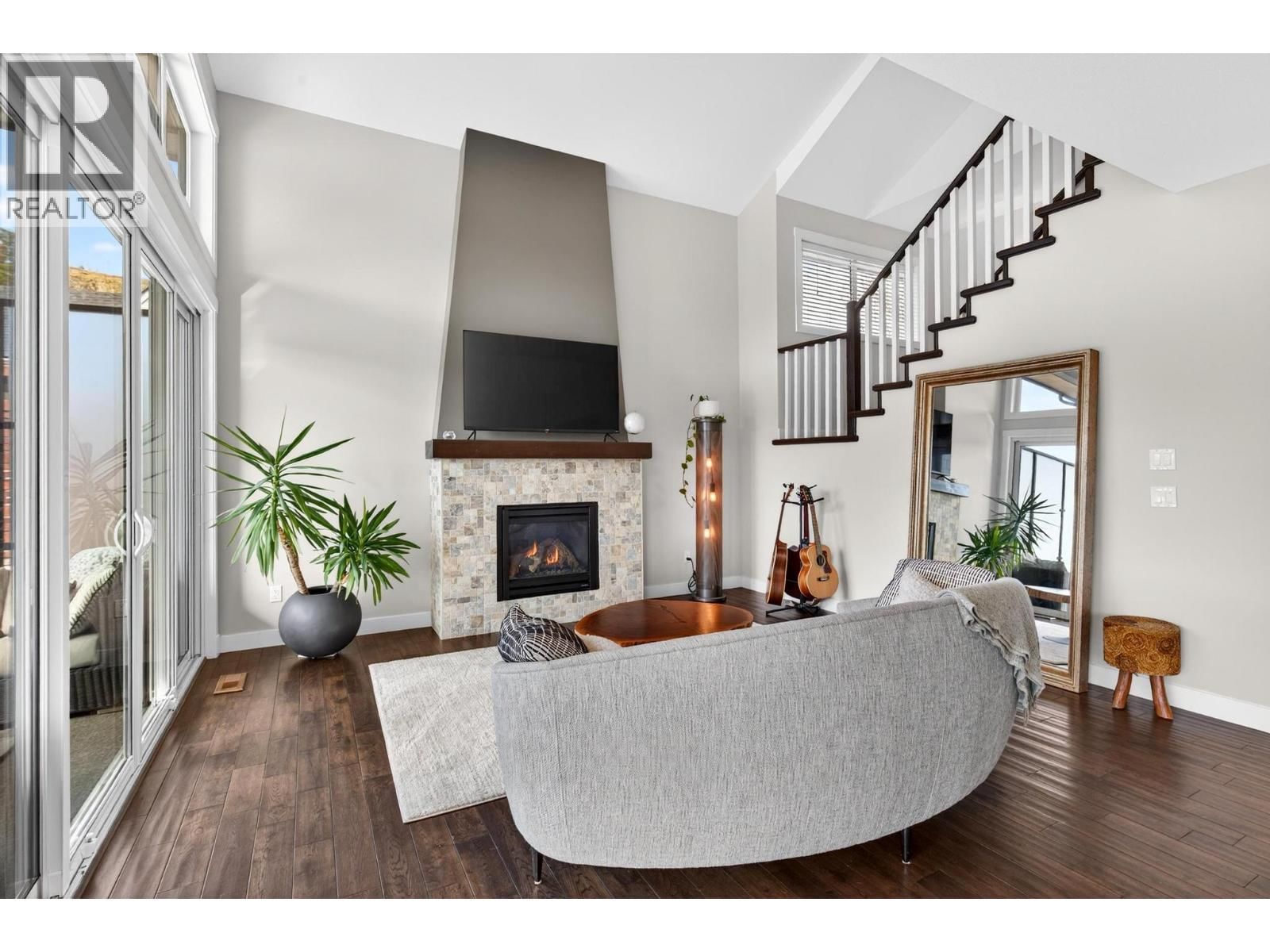 1894 HIDDEN LAKE PLACE Image 8