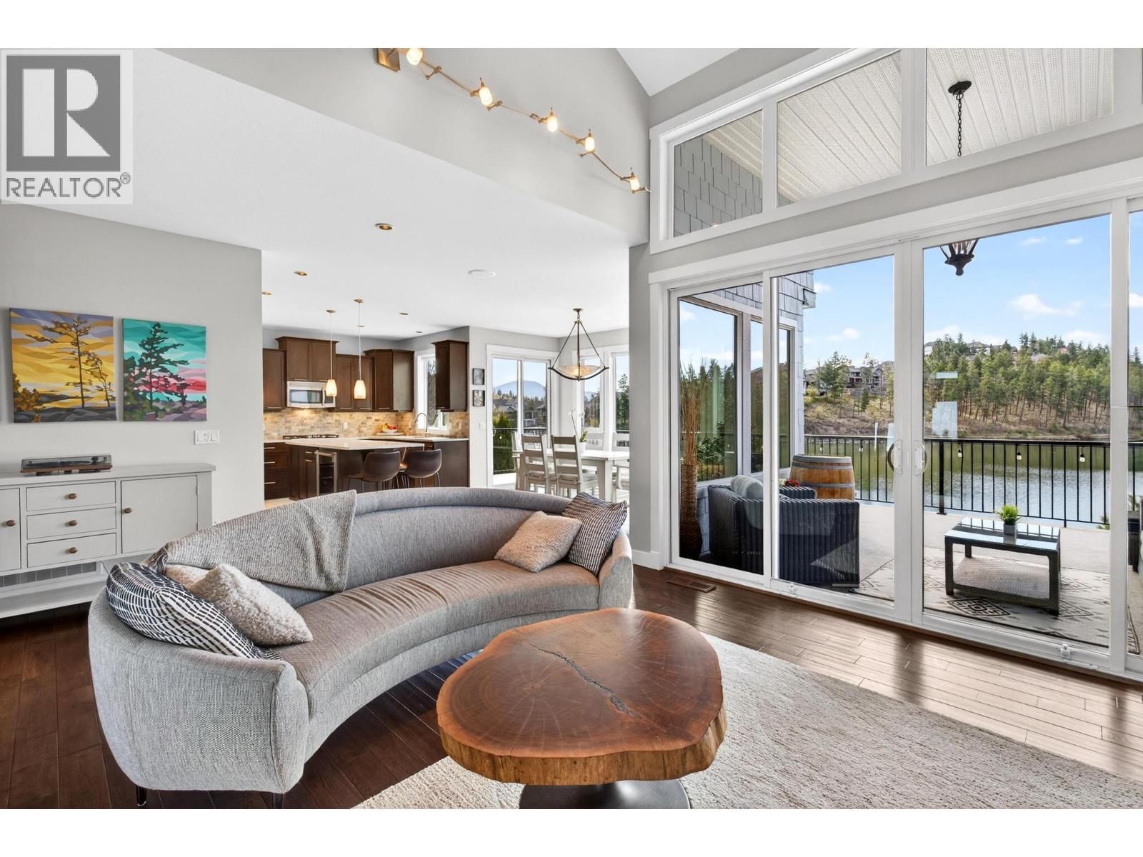 1894 HIDDEN LAKE PLACE Image 9