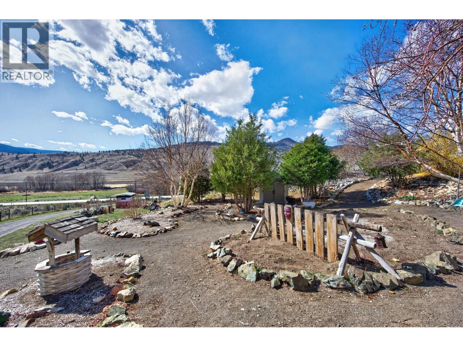 3876 HILLS FRONTAGE ROAD Image 37