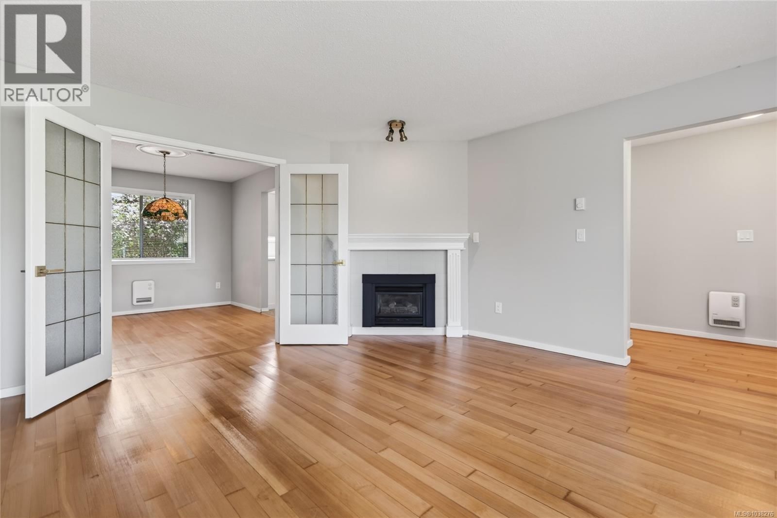 1377 Ocean View Avenue property photo