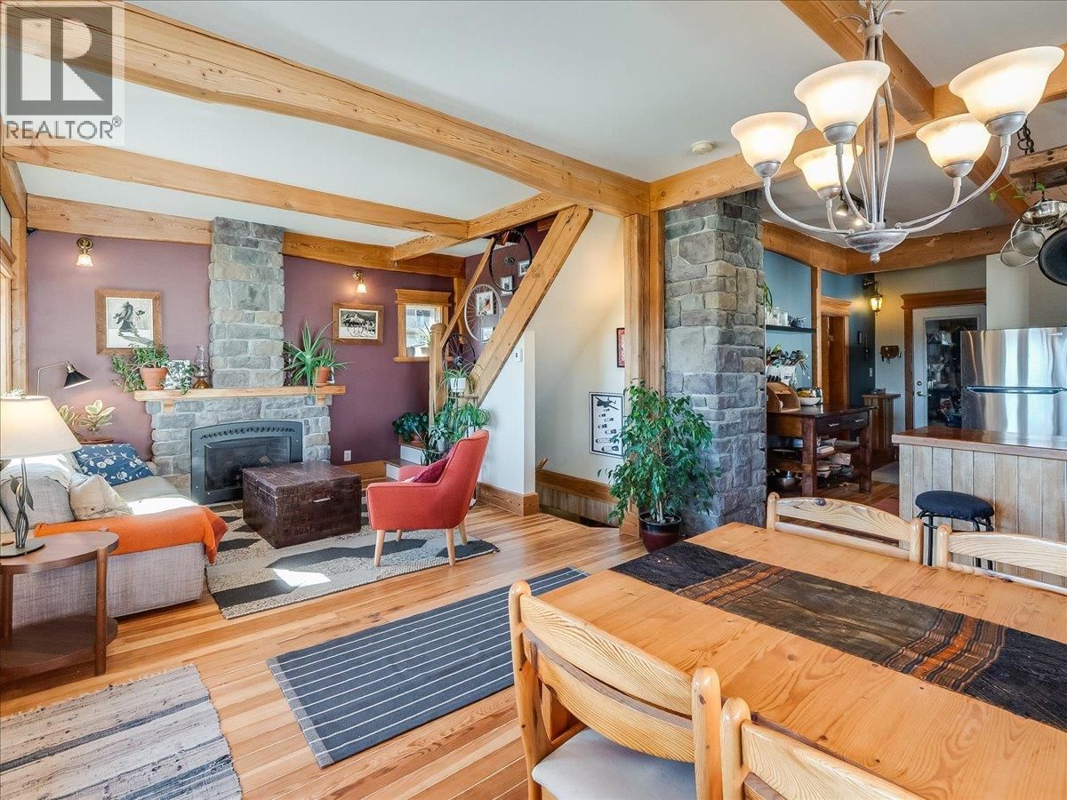 1876 PLANER CRESCENT Image 13