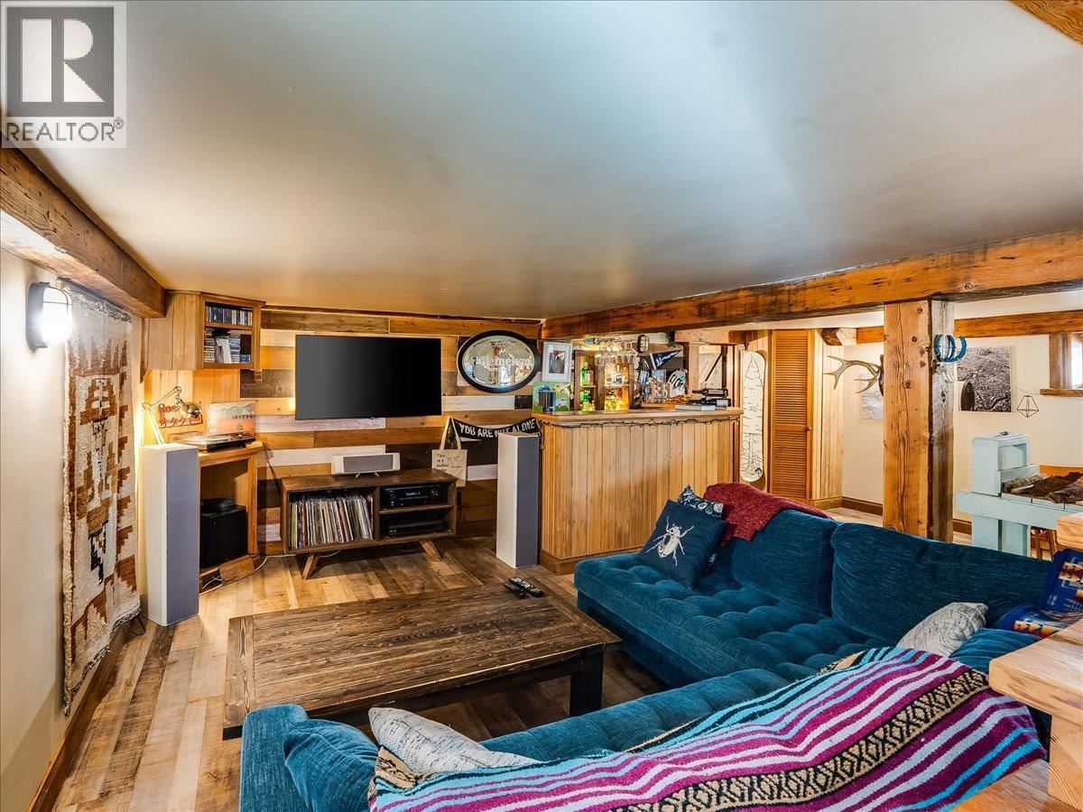 1876 PLANER CRESCENT Image 31