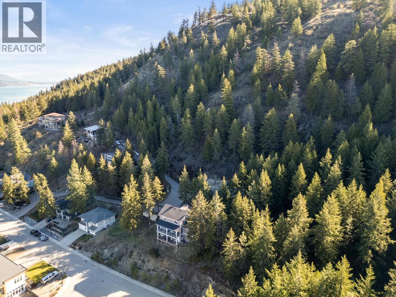 7 GARMISCH ROAD Image 7