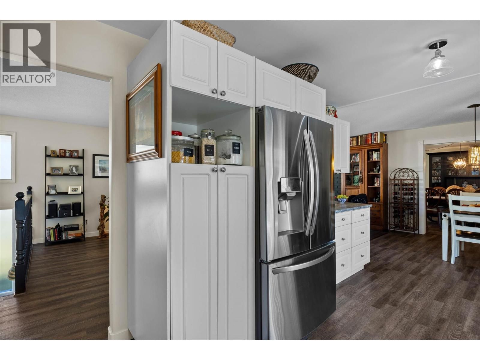 841 SICAMORE DRIVE Image 17