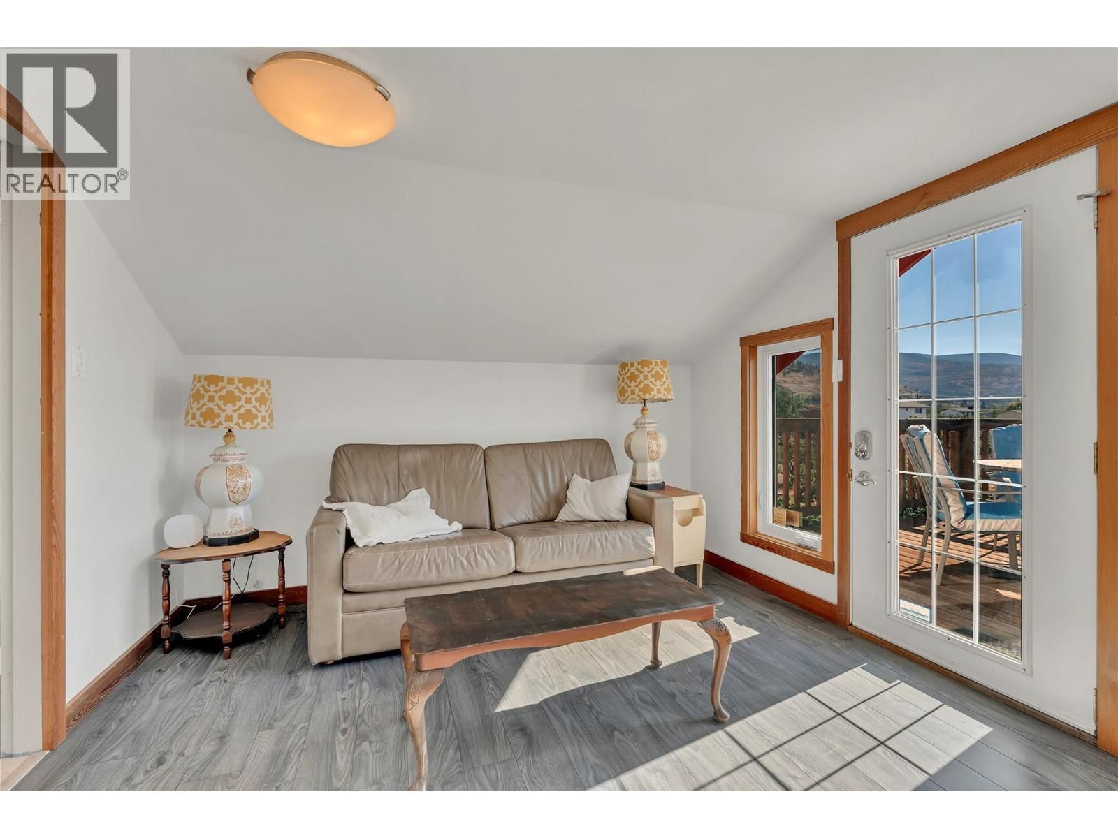 235 MIDDLE BENCH ROAD NORTH Image 24