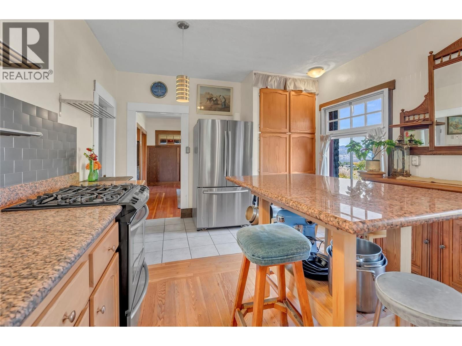 235 MIDDLE BENCH ROAD NORTH Image 6