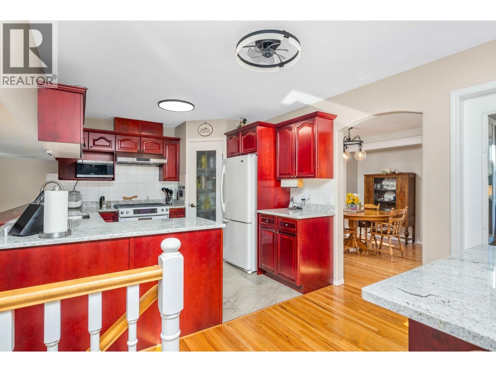 867 MT. GRADY PLACE Image 11