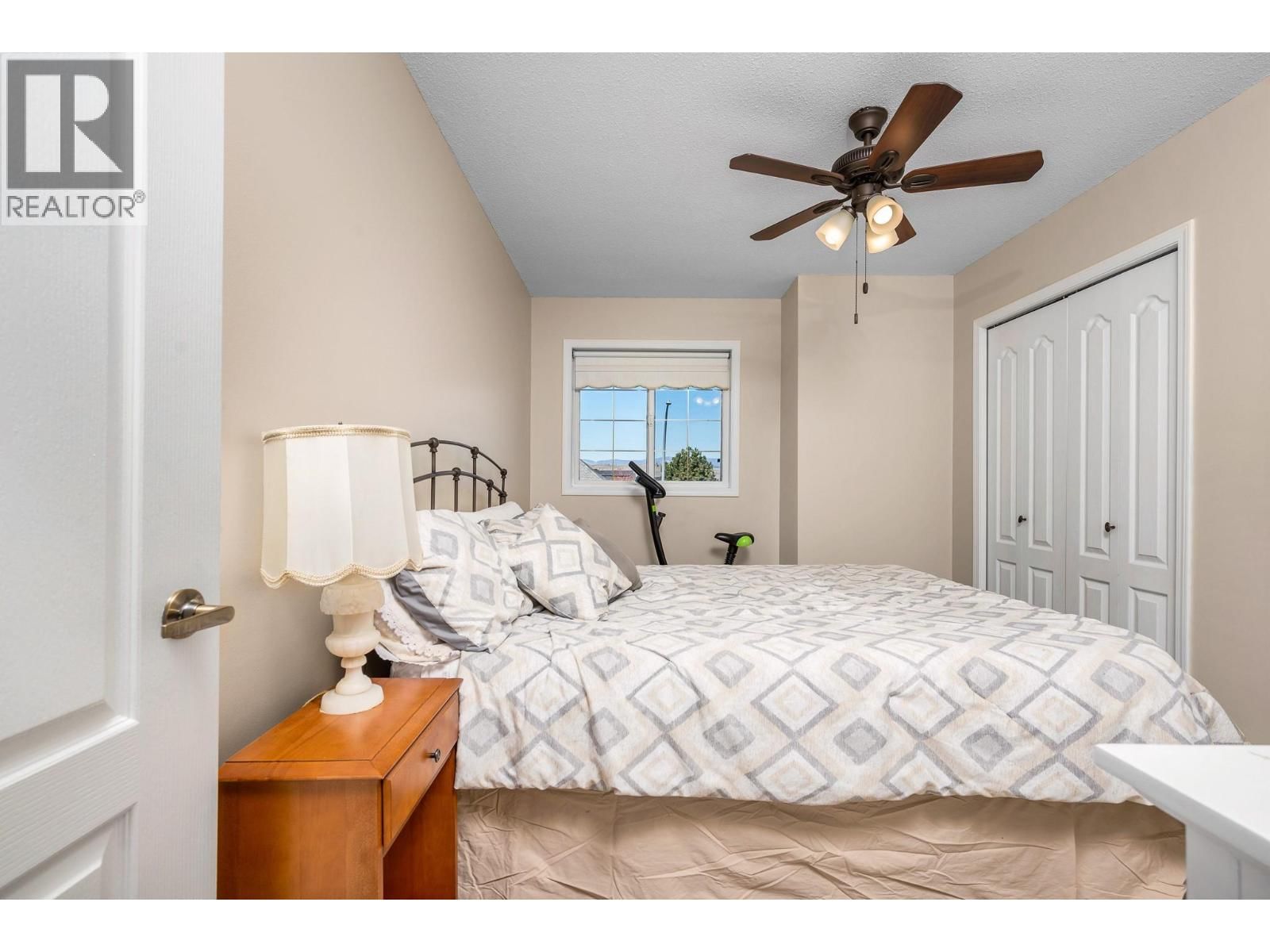 867 MT. GRADY PLACE Image 24