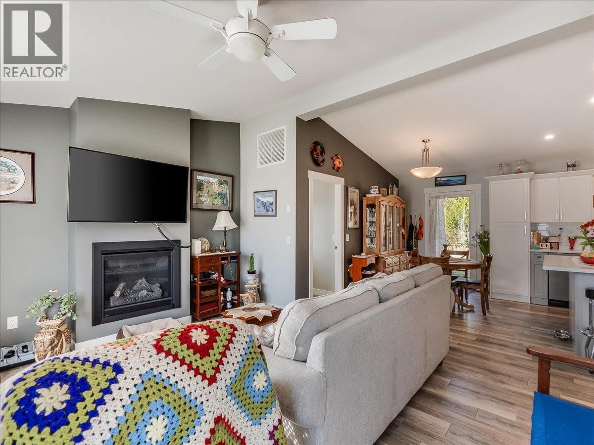 4008 16TH AVENUE Image 25