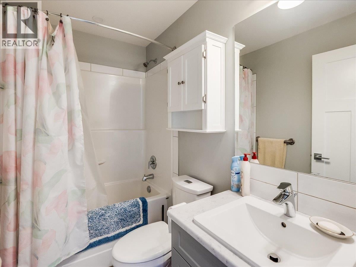 4008 16TH AVENUE Image 39